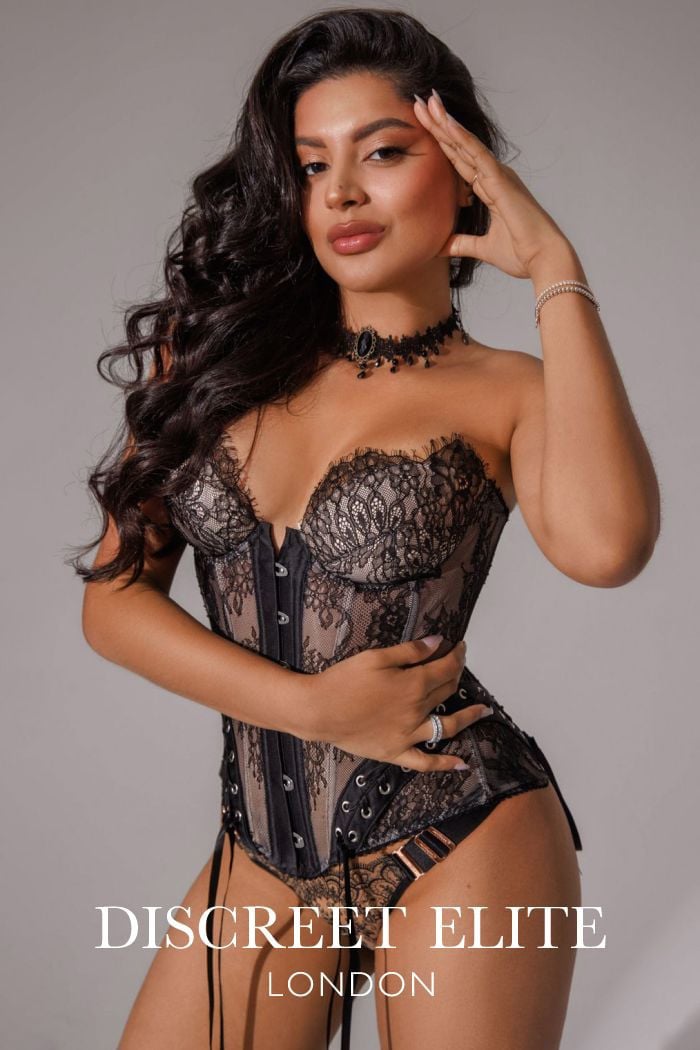 Julia, escort available for travel to Puerto Rico